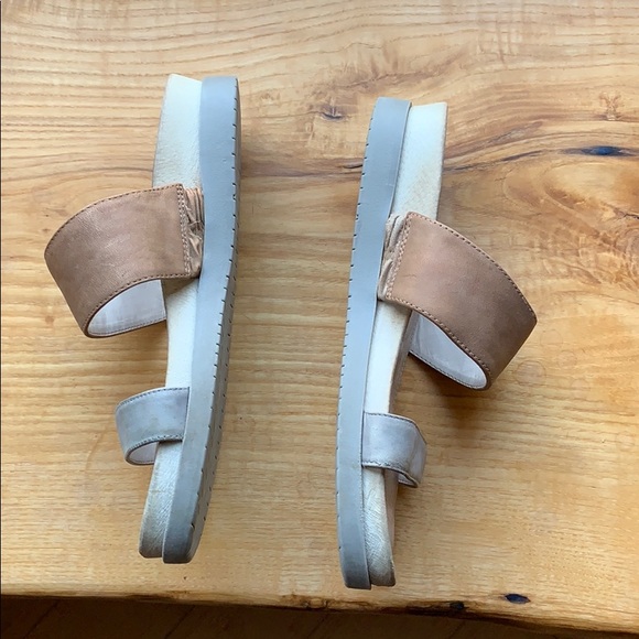 Kenneth Cole New  York Jullian platform sandals + free gift 🎁 - Picture 3 of 7